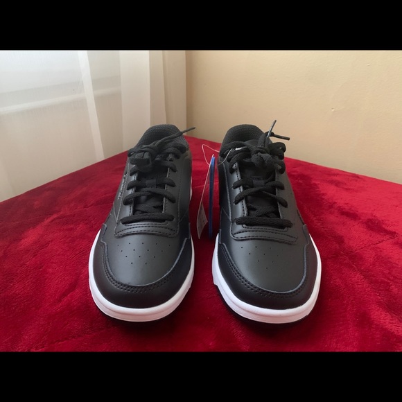 Women’s Reebok - Picture 4 of 6